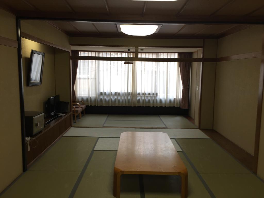 Sera Bekkan Hiroshima Esterno foto